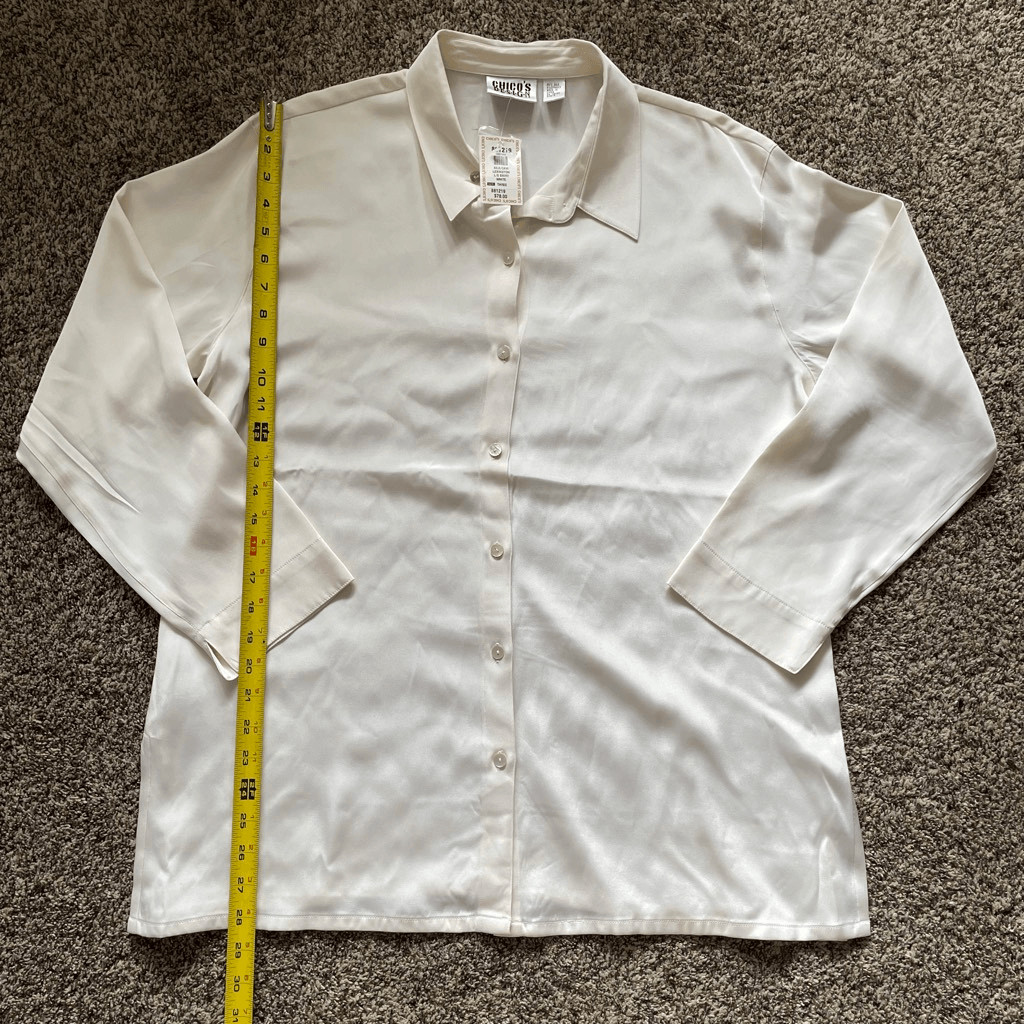 NWT Chicos Design size 3 silk blend button down blouse