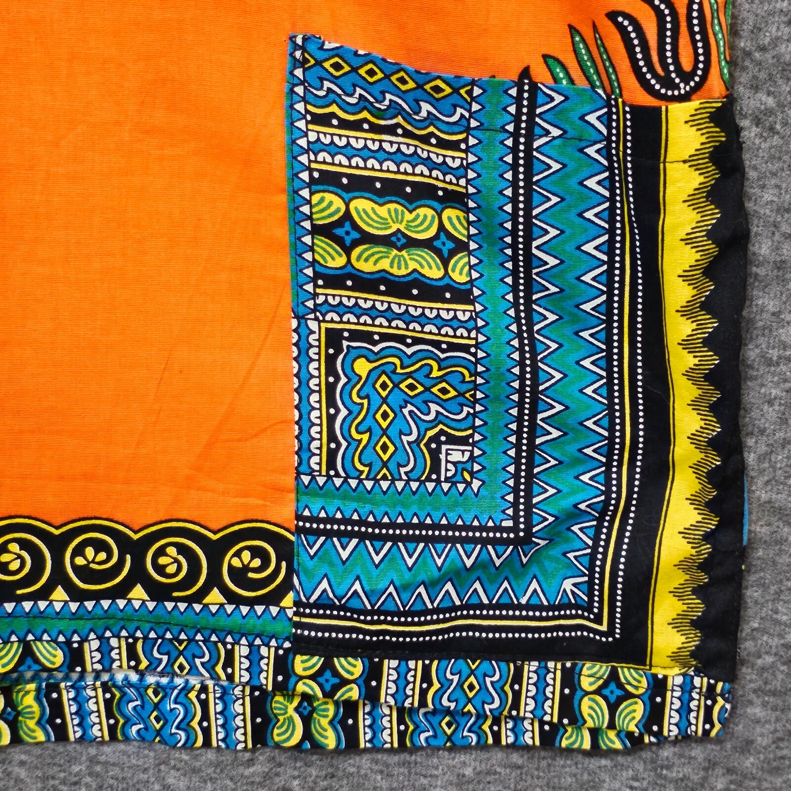 Dashiki Shirt Unisex African Clothing Dashiki Top African Free Size (Men Small?)