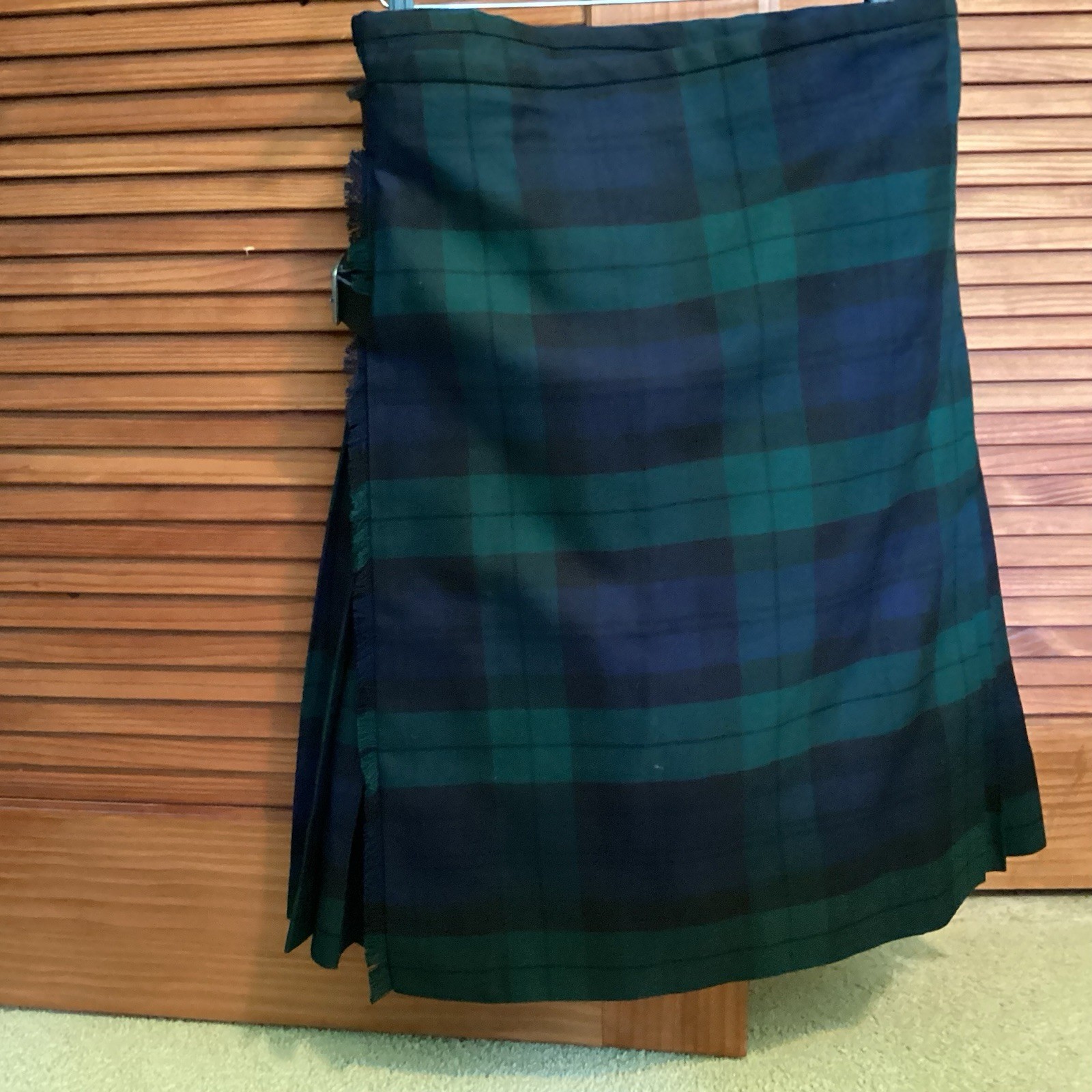 HECTOR RUSSELL Kilt size 32