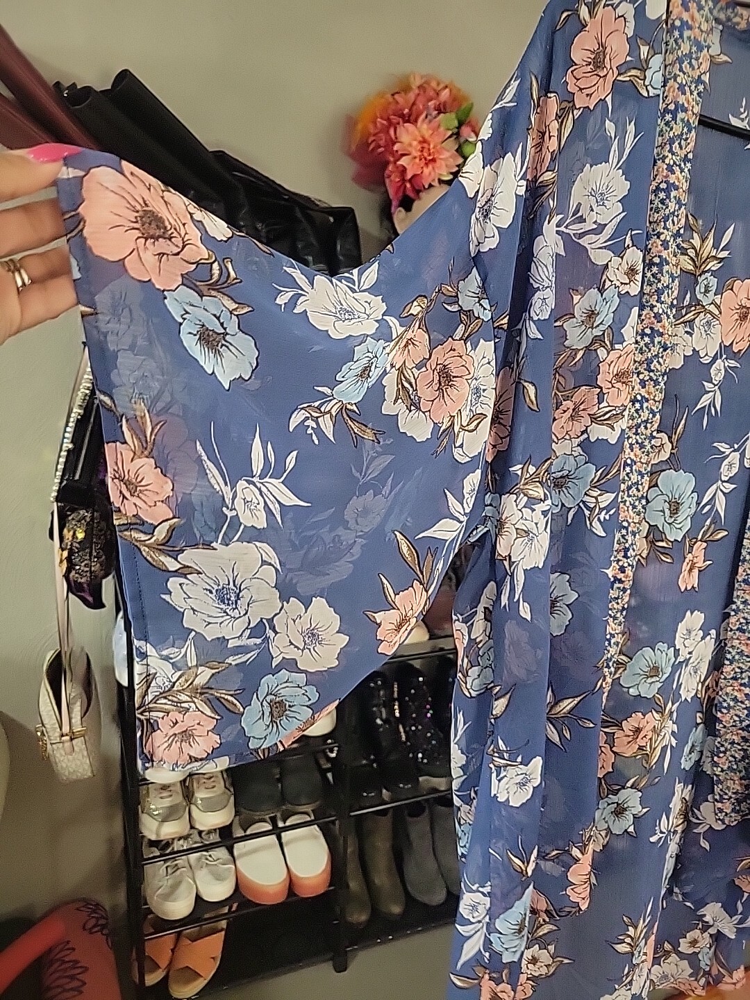 Band Of Gypsies Women’s Floral Open Front Kimono Cardigan Light Blue XS/S
