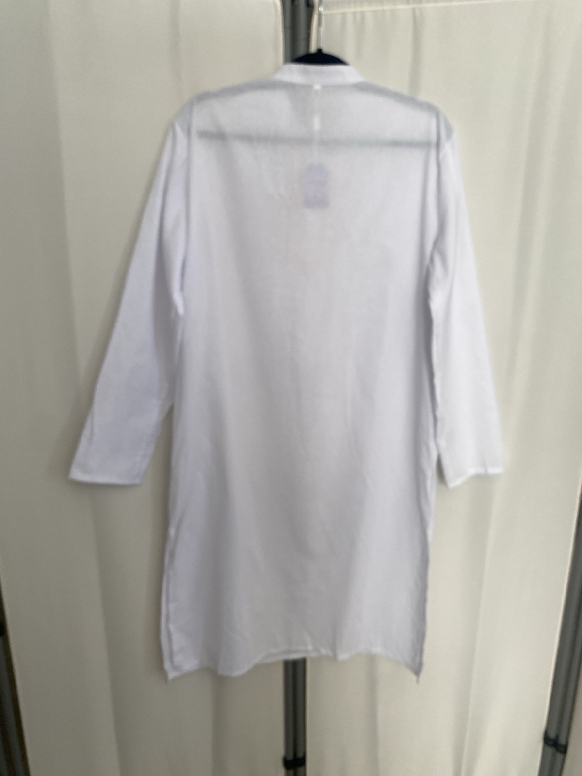 Men’s White Embroidered Thobe Abaya Kaftan Islamic Eid Robe Size S NWT