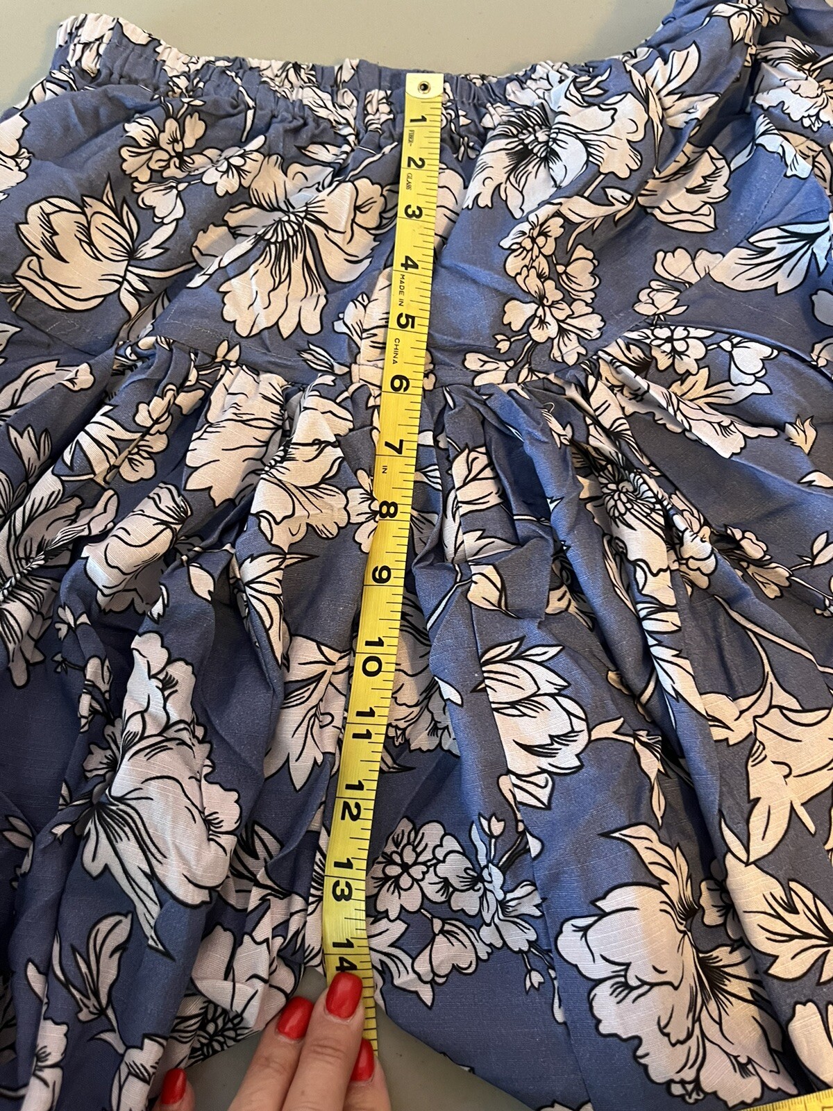So Kamal Original 3 pc Linen Digital Print Shirt, Trouser, & Duppata. NEW