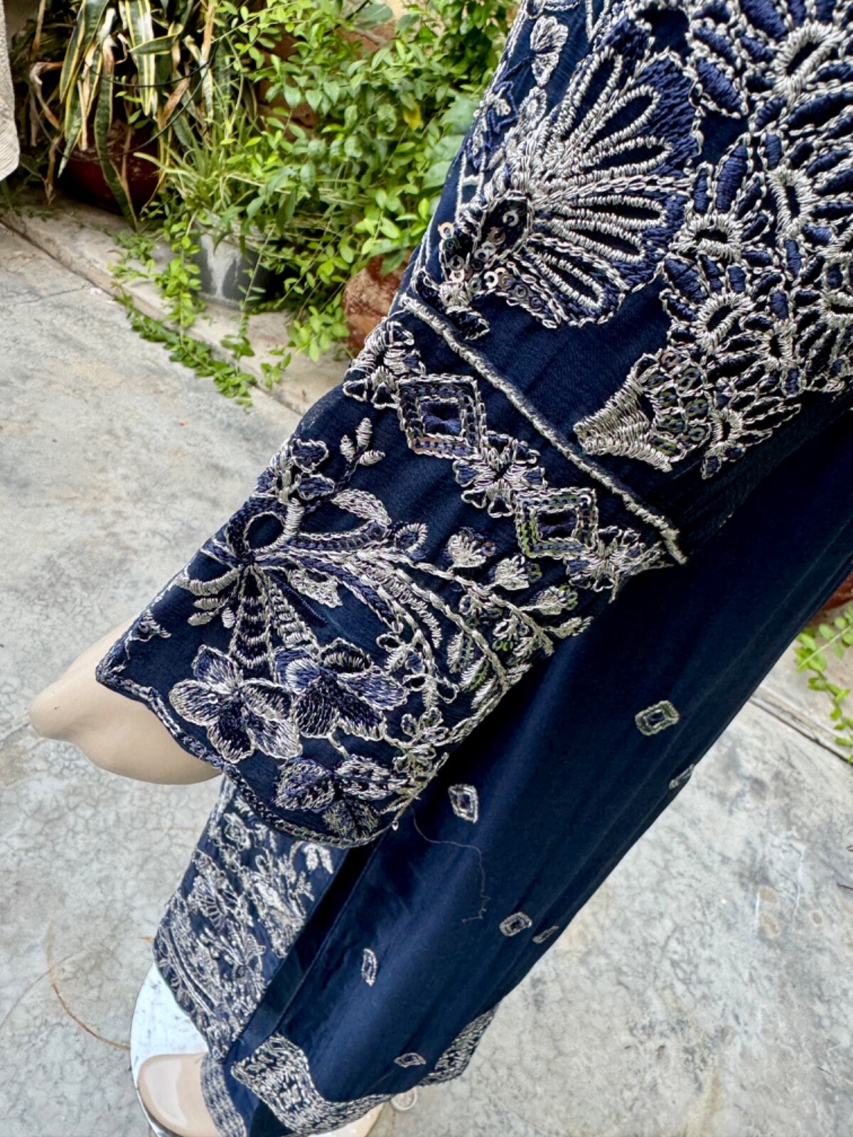 Pakistani Navy Blue 3 Pcs Fancy Chiffon Dress with embroidery & Squins work,L