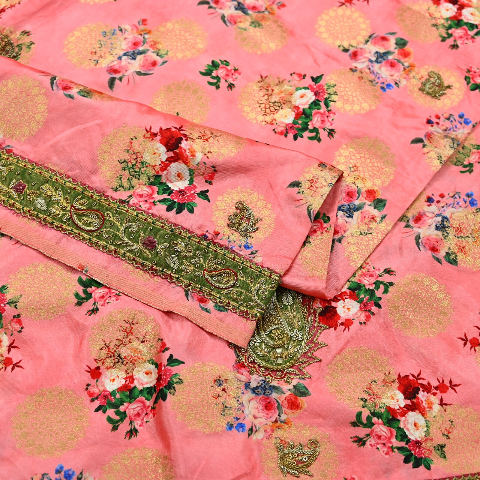 Vintage Peach Sarees Hand Embroidered Woven Brocade Sari Fabric 6Yd Sewing Dabka