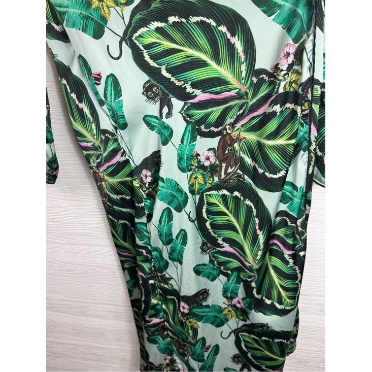Lobo Rosa Green Tropical Leaf Jungle Monkey Satin Wrap Kimono One Size?