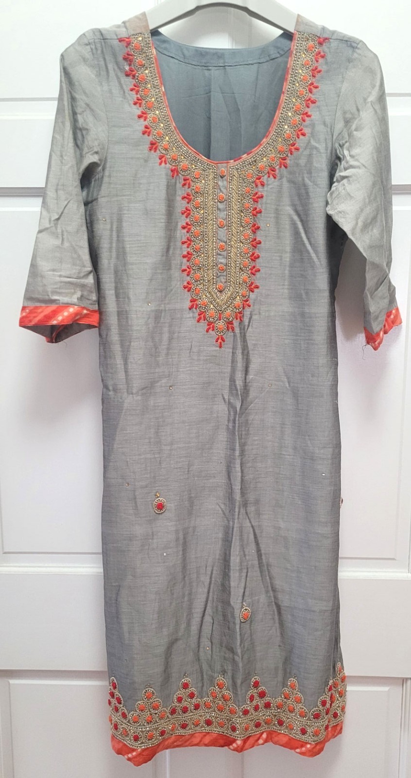 LOT: 6 Women’s Kurta Tops & Salwar Kameez Pant Dupatta Sets – XL 40-41″ Chest
