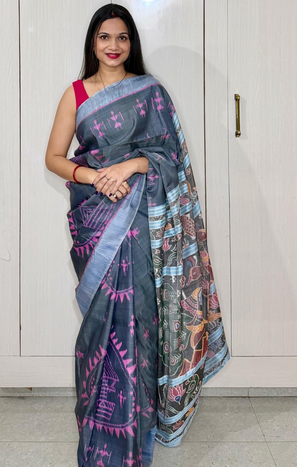 Authentic Ikat Handloom Silk Saree – Perfect Party Wear Sari for Festive Glam