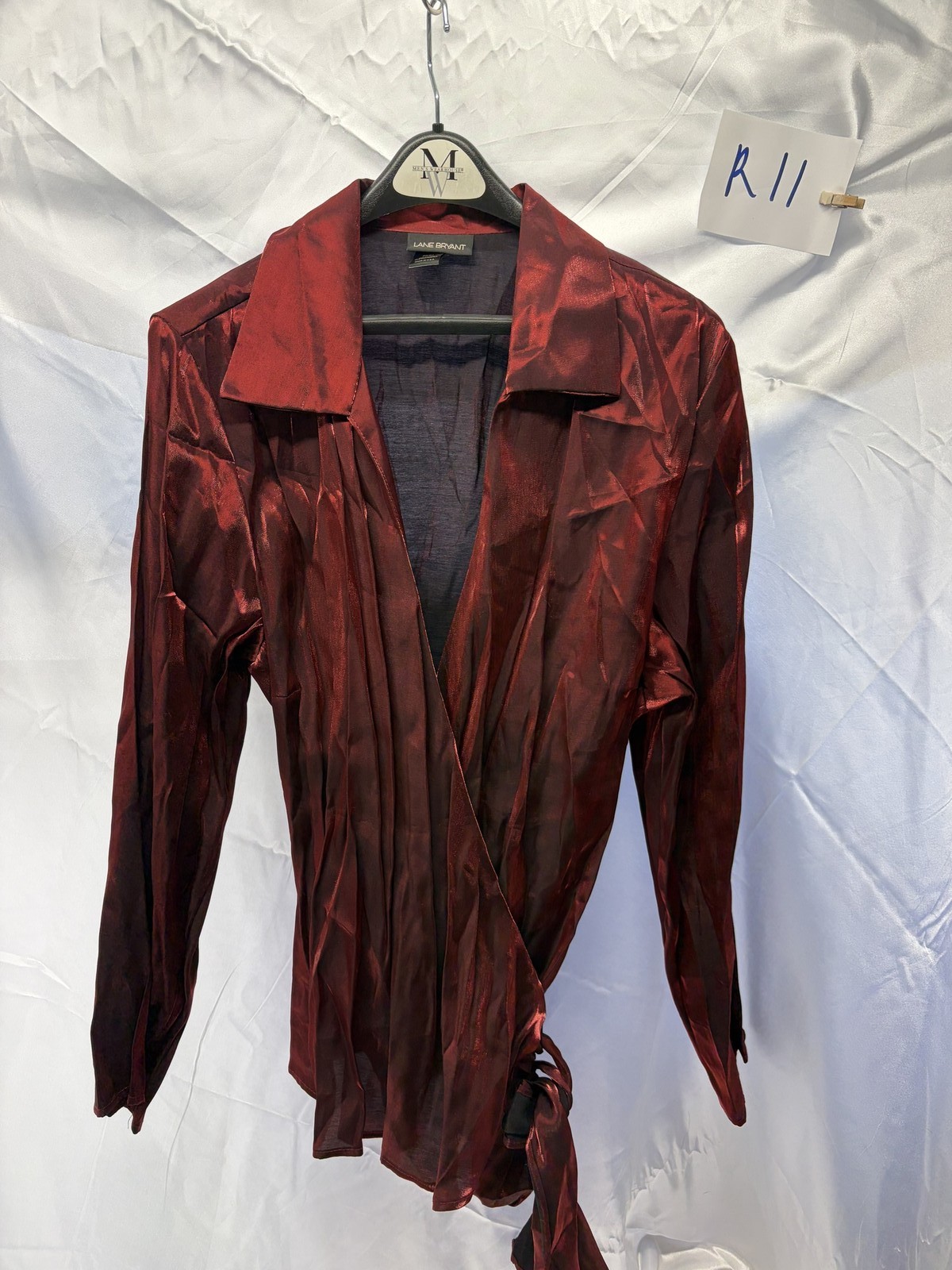 Lane Bryant Women’s Red Metalic Wrap Blouse Tie Waist Long Sleeve Size 22/24 R11