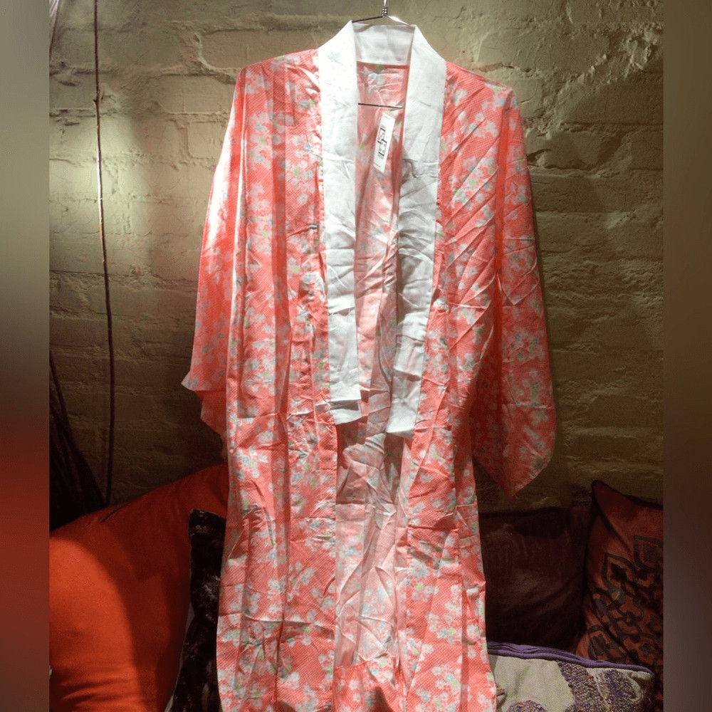 NEW! Authentic Japanese Coral Floral Kimono Robe with White Trim