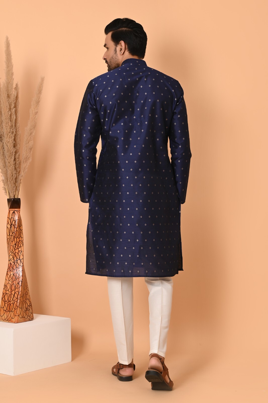 sherwani sherwani Men’s Luxury | latest elegant Sherwani with handwork for India