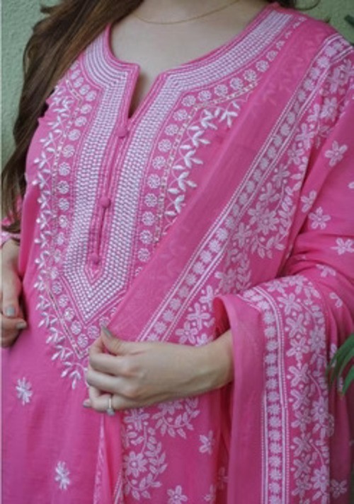 Women’s Pink Embroidered Pure Cotton Kurta Set With Dupatta