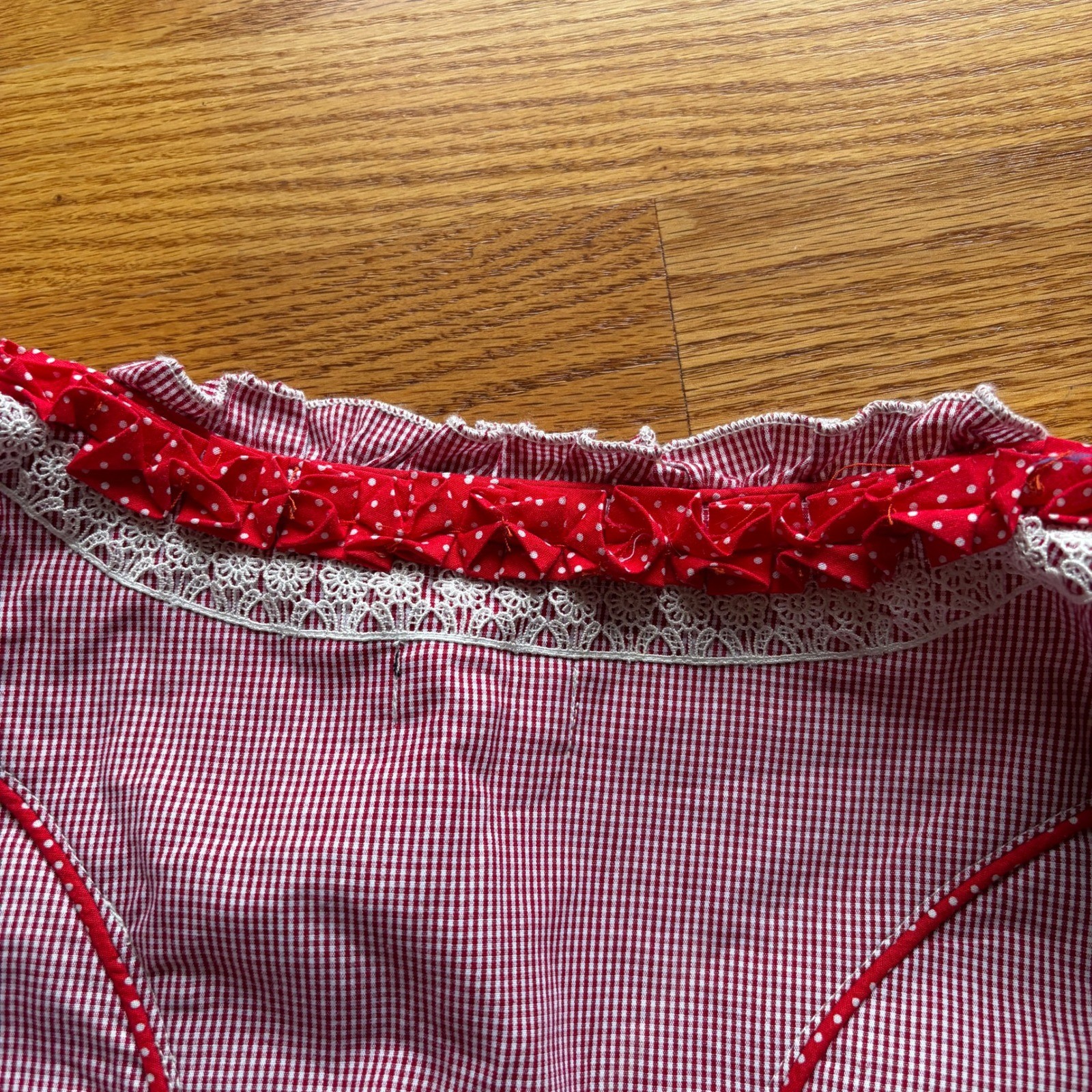 GloryStar Bavarian Red Gingham Dirndl Dress Lace Heart Buttons Oktoberfest Large