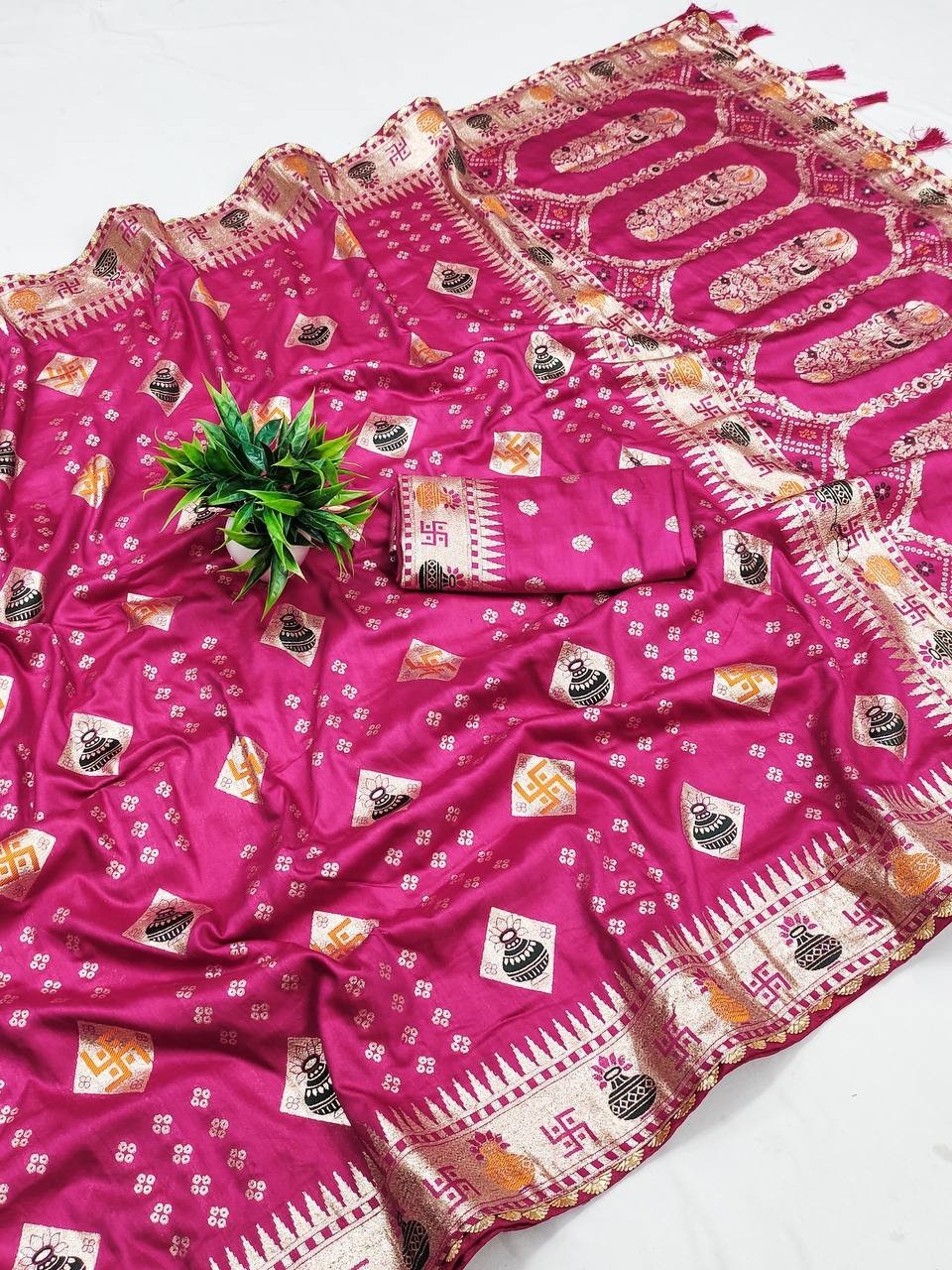 Indian Designer Bollywood Bridal Silk Saree Blouse Ready made South Ethnic Sari