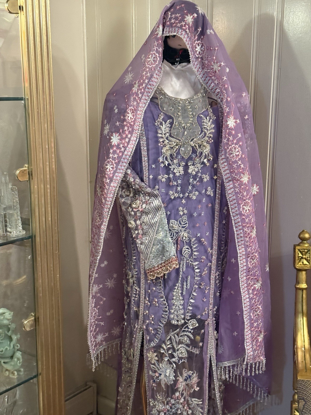 Designer Four pieces Outfit by big Brand Suffuse in Small to Medium Size