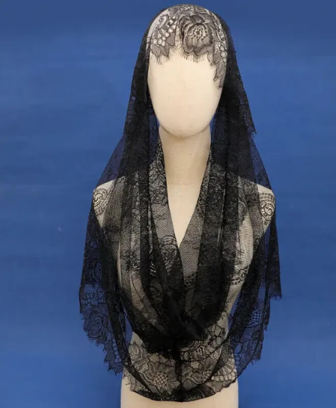 Black Lace Veil Spanish Inspired Infinity Shape Style Lace Traditional Vintage
