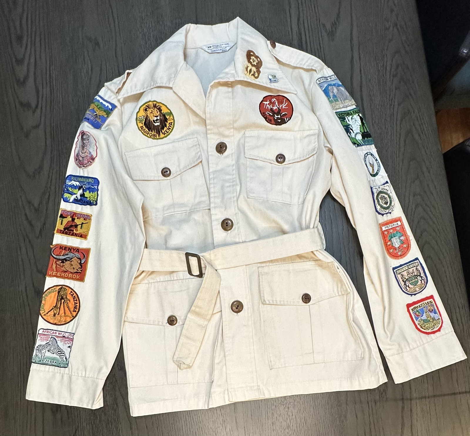 Vintage Safari Jacket 1970’s with 18 Vintage African Patches Boys or Small Woman