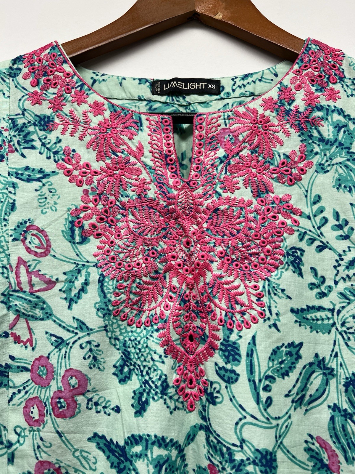 Pakistani Embroidered Cotton Shirt.Embroidered Long Sleeves Size X Small.
