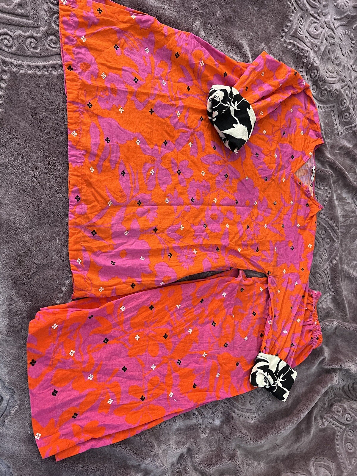 Pakistani Traditional Brand Sapphire Khaddar Medium Size Shalwar Kameez Medium