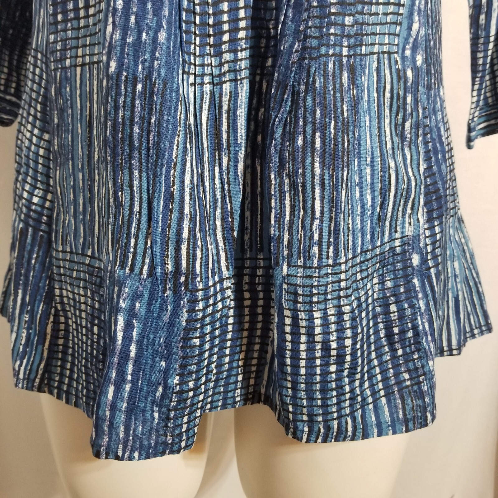 Morpankh Indigo Women’s Medium Striped Top Shirt Blouse With Tassels -NWT