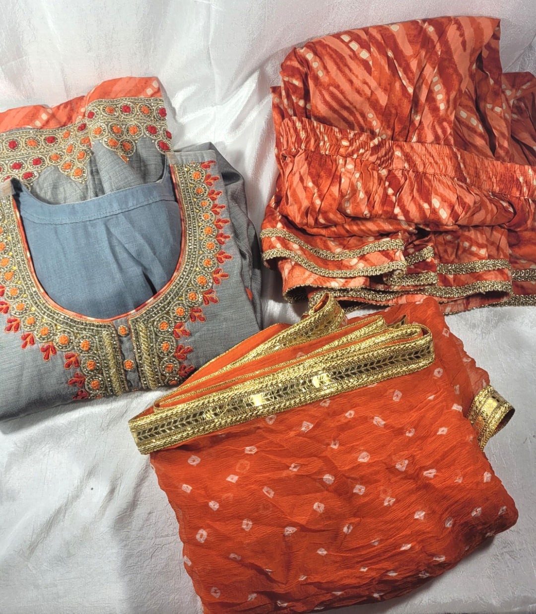 LOT: 6 Women’s Kurta Tops & Salwar Kameez Pant Dupatta Sets – XL 40-41″ Chest