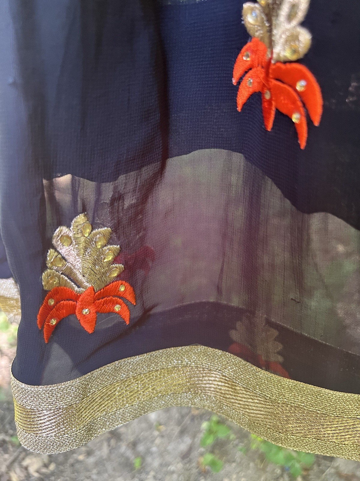 Indian /Pakistani Women Shalwar Kameez Bejeweled Embroidered Navy Red Gold Small
