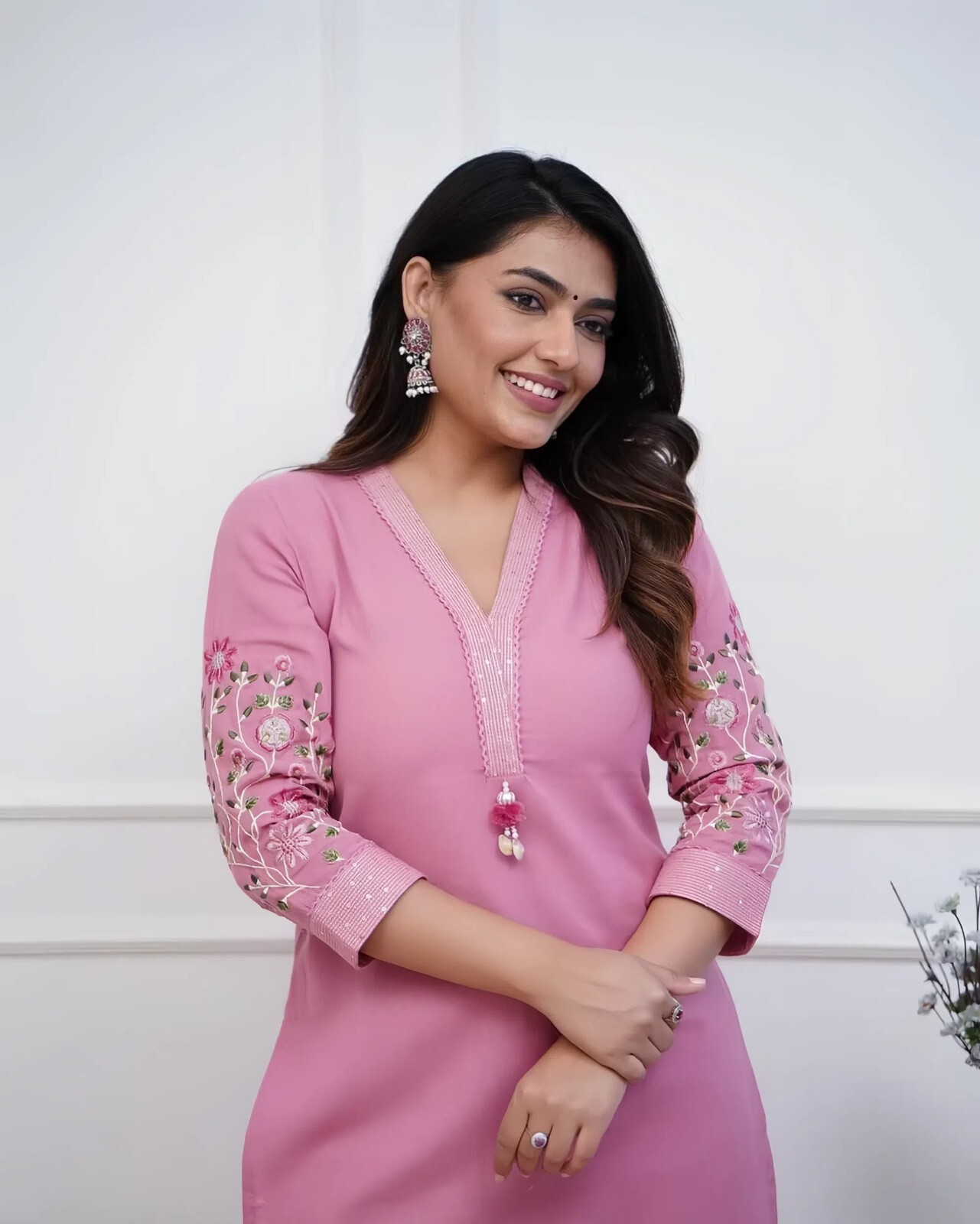 Women Multi-color Kurta Set with Embroidered Sleeves, V-Neck Straight Cut Pants