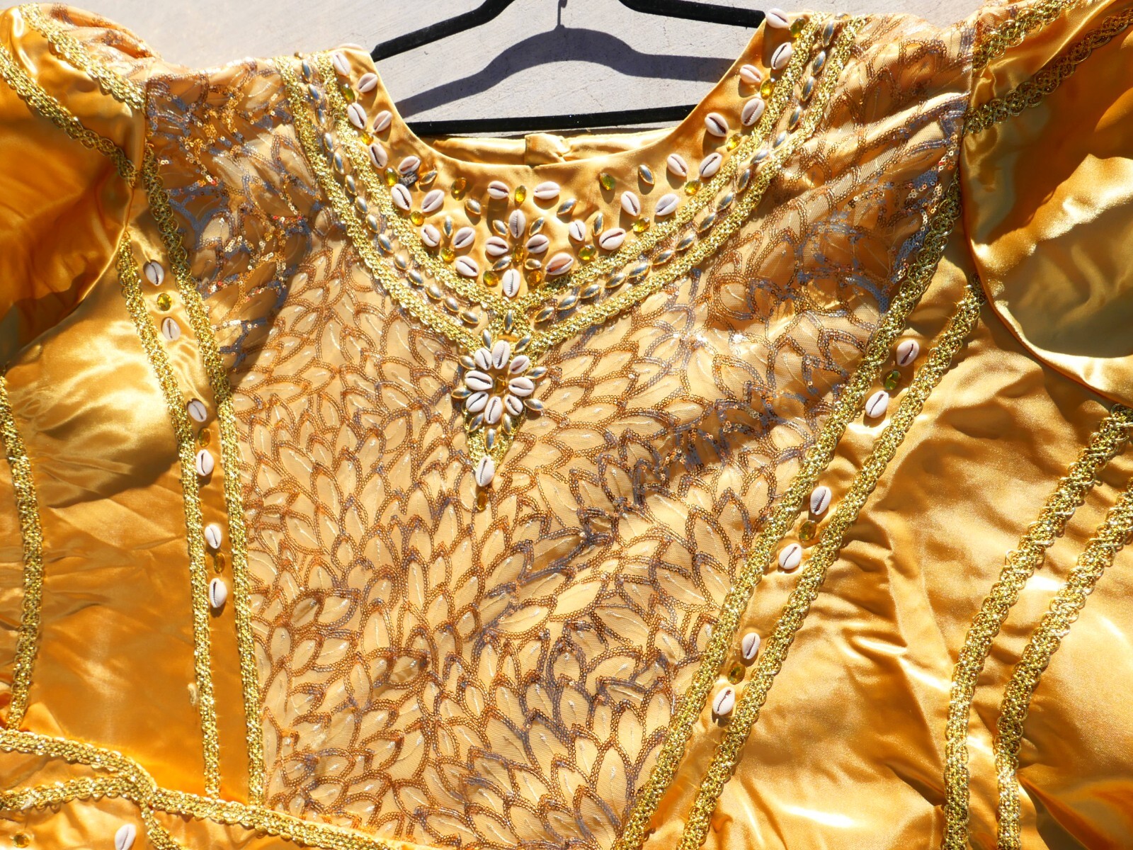 Super Plus Size 88 inch Waist -Yellow 2 Piece African Queen Dress with Seashells