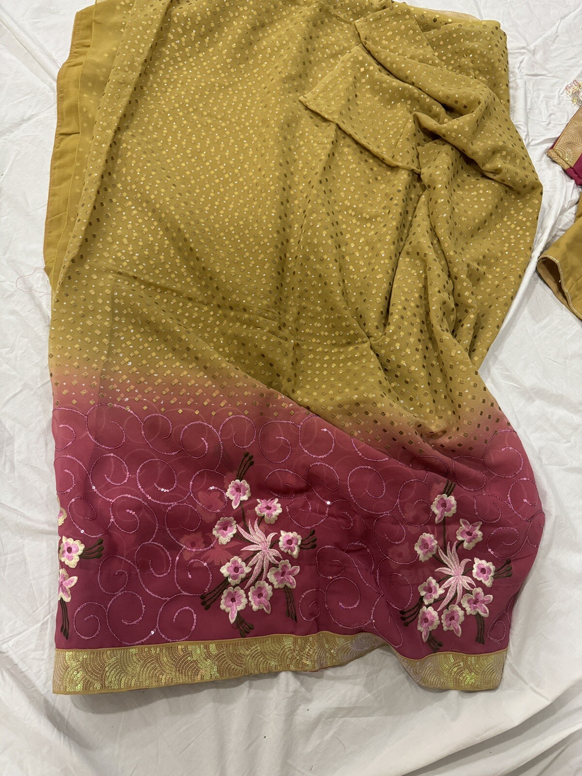 Indian/Pakistani Sari Set, Gold and Pink, Ethnic 44×208”
