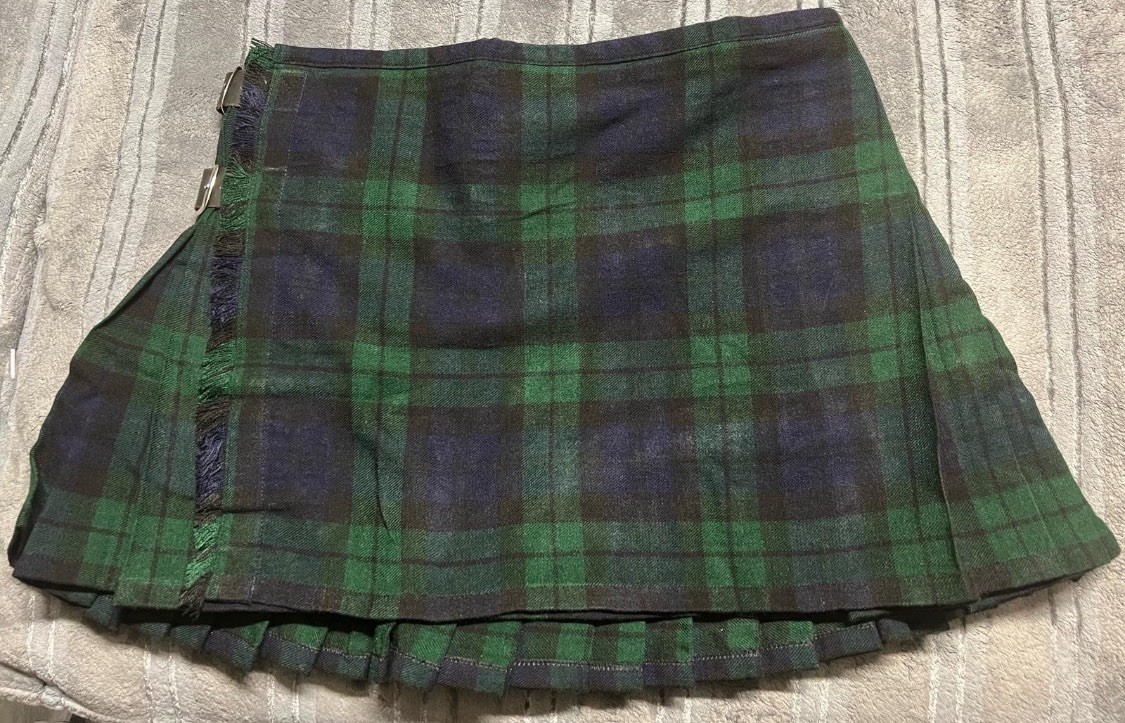 Black & Green Tartan Kilt ( Waist 40” Length 24”)