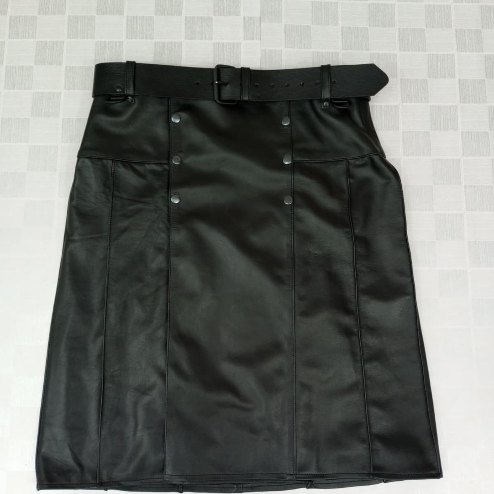 Men’s Real Leather Pleated Kilt/LARP with Cargo Pockets Scottish Utility Kilt