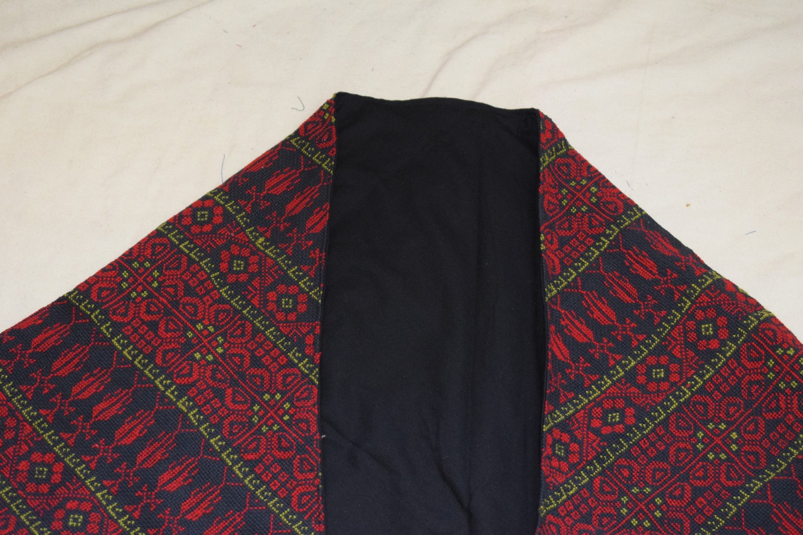 Tatreez Palestinian Bedouin Embroidered Wrap Scarf – Handmade Shawl