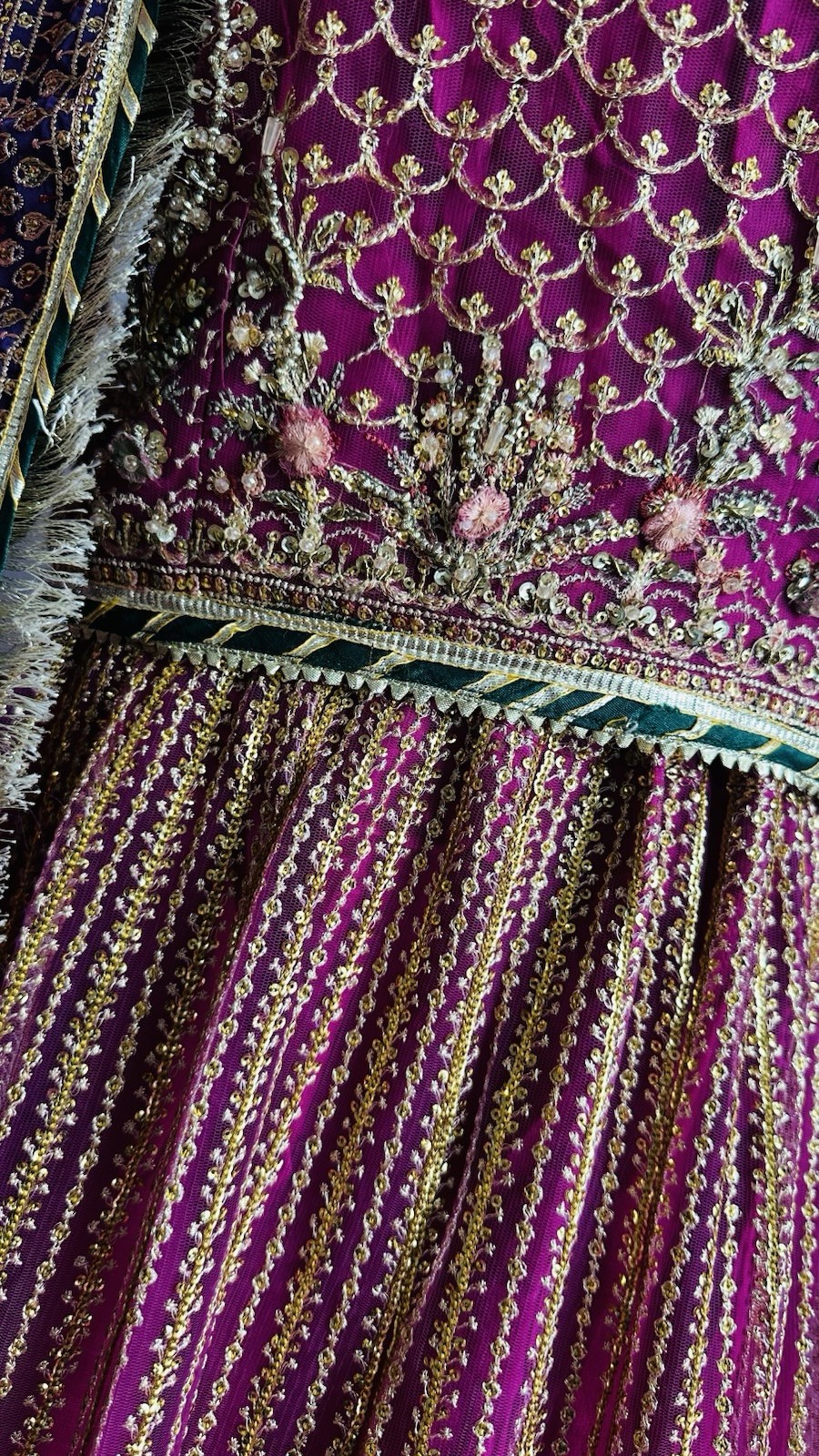 Pink Net sequence and stone work lehnga. #pakistani #lehnga #weddinglehnga