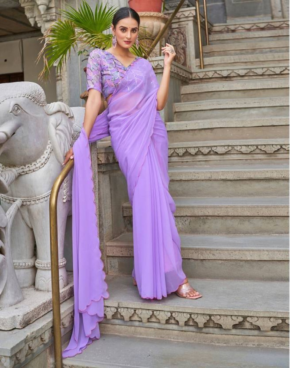 Solid/Plain Bollywood Georgette, Silk Blend Saree (Multicolor)