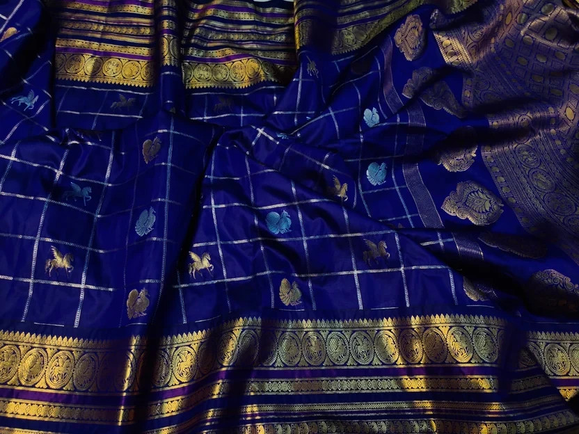 Women Vintage Dark Blue Gadwal Saree Banarasi Silk Zari Border With Blouse