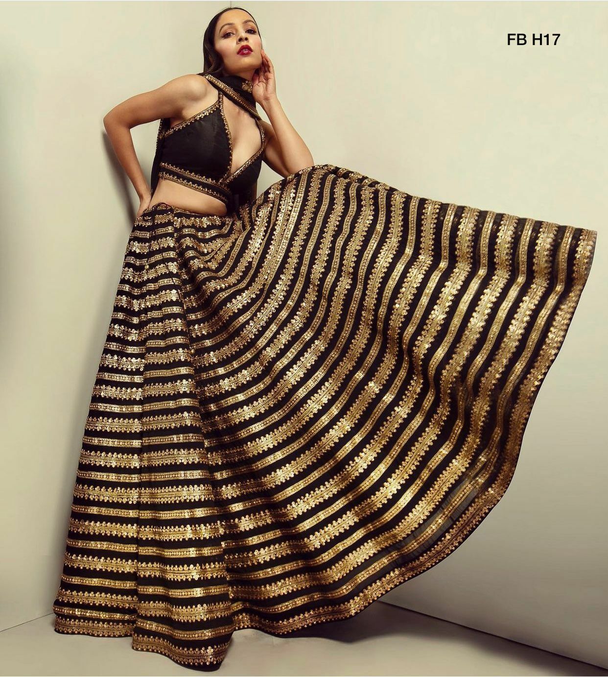 Presenting Kasturi Silk Lehenga Choli With Dupatta For Wedding Reception Wear