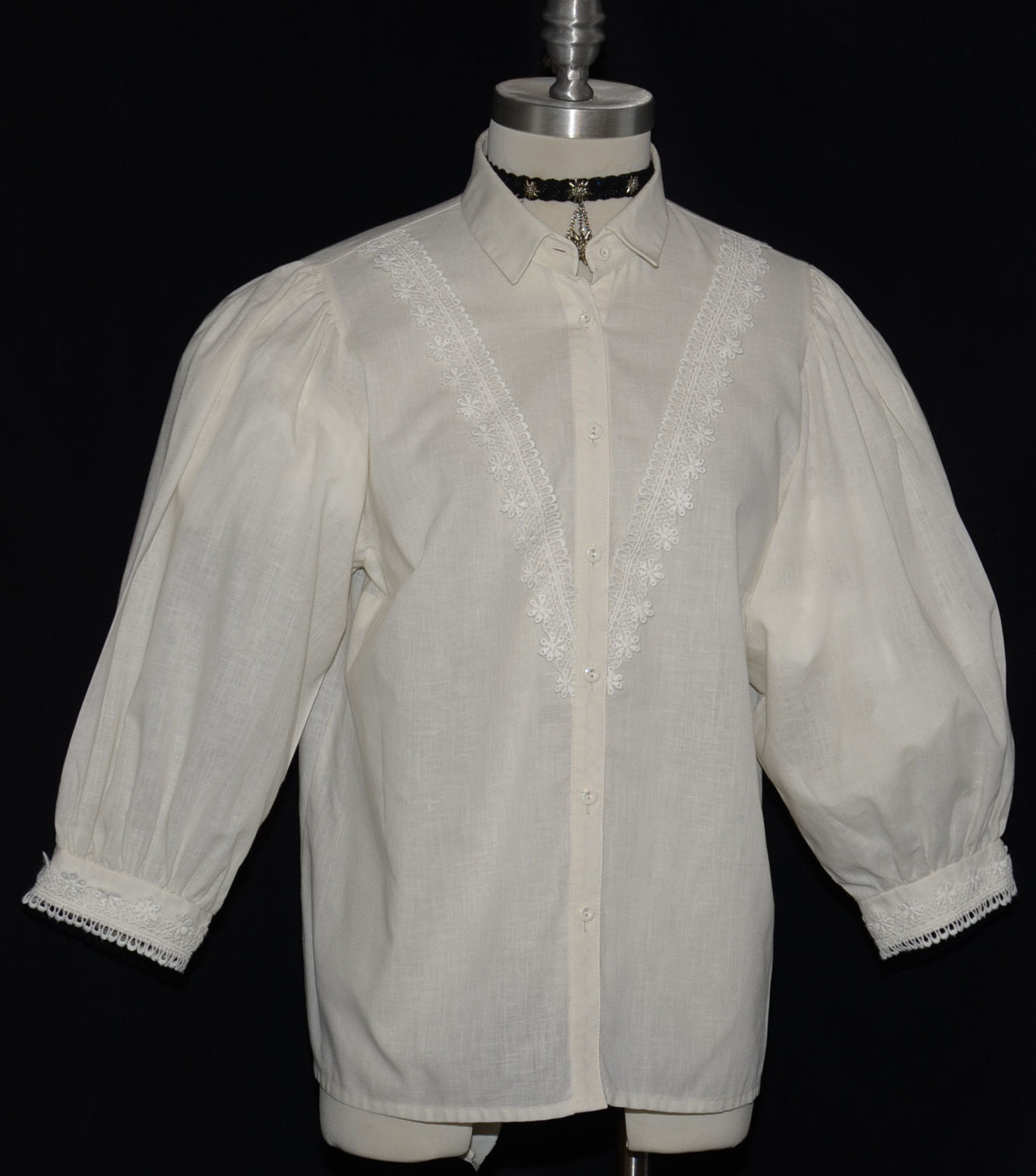 VICTORIAN LACE Shirt Blouse BUTTON FRONT German ELEGANT Dress Dirndl B43″ M L