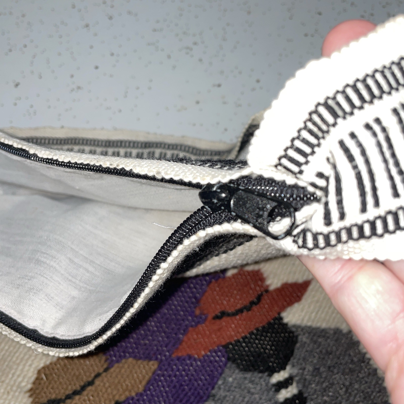 Tribal Threads With Bird crossbody Wool Zippered Purse Hand Woven Roadrunner