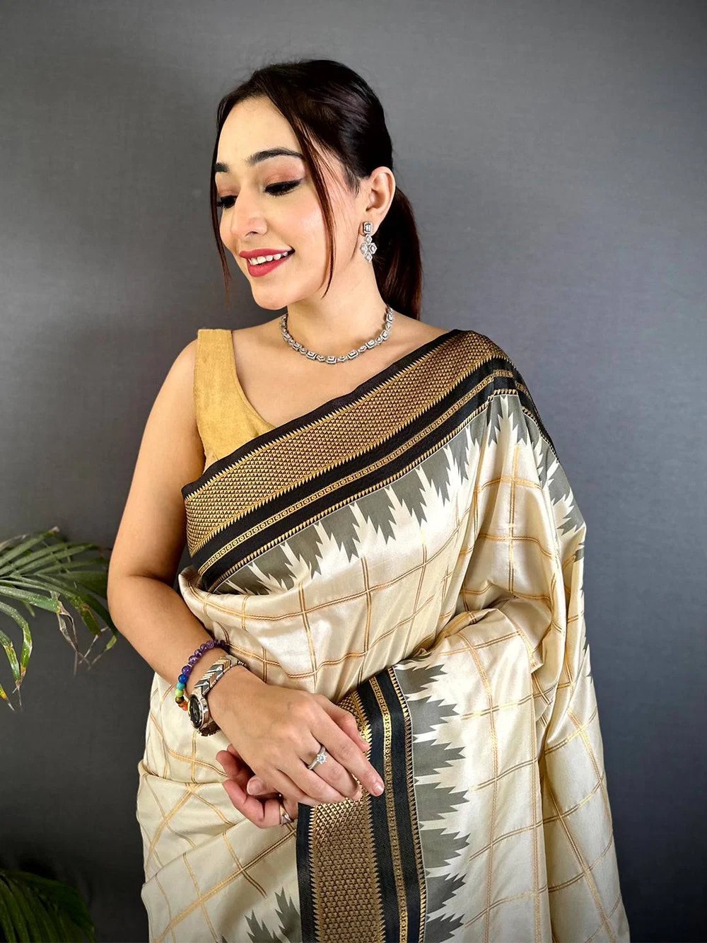 Beige Women Silk Saree Dual Tone Gold Zari Luxury Woven Designer With Blouse