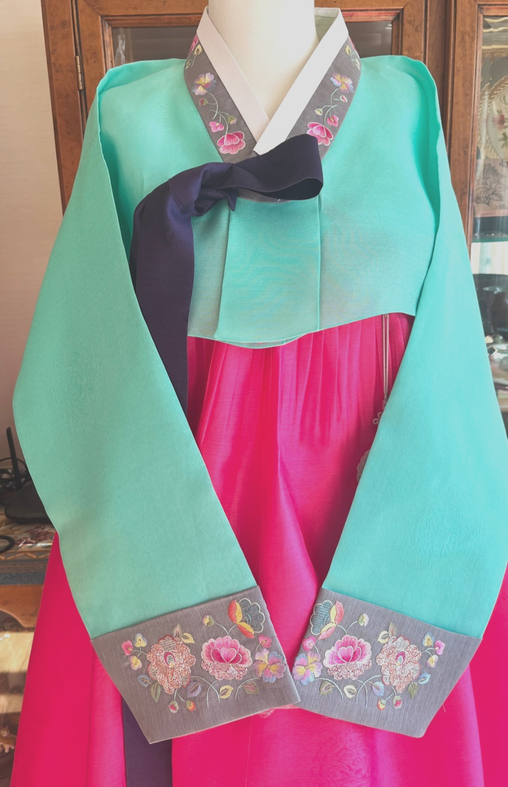 Korean Traditional Dress Silk Hanbok Set-Mint & Pink / Petticoat & Hanbok Bag