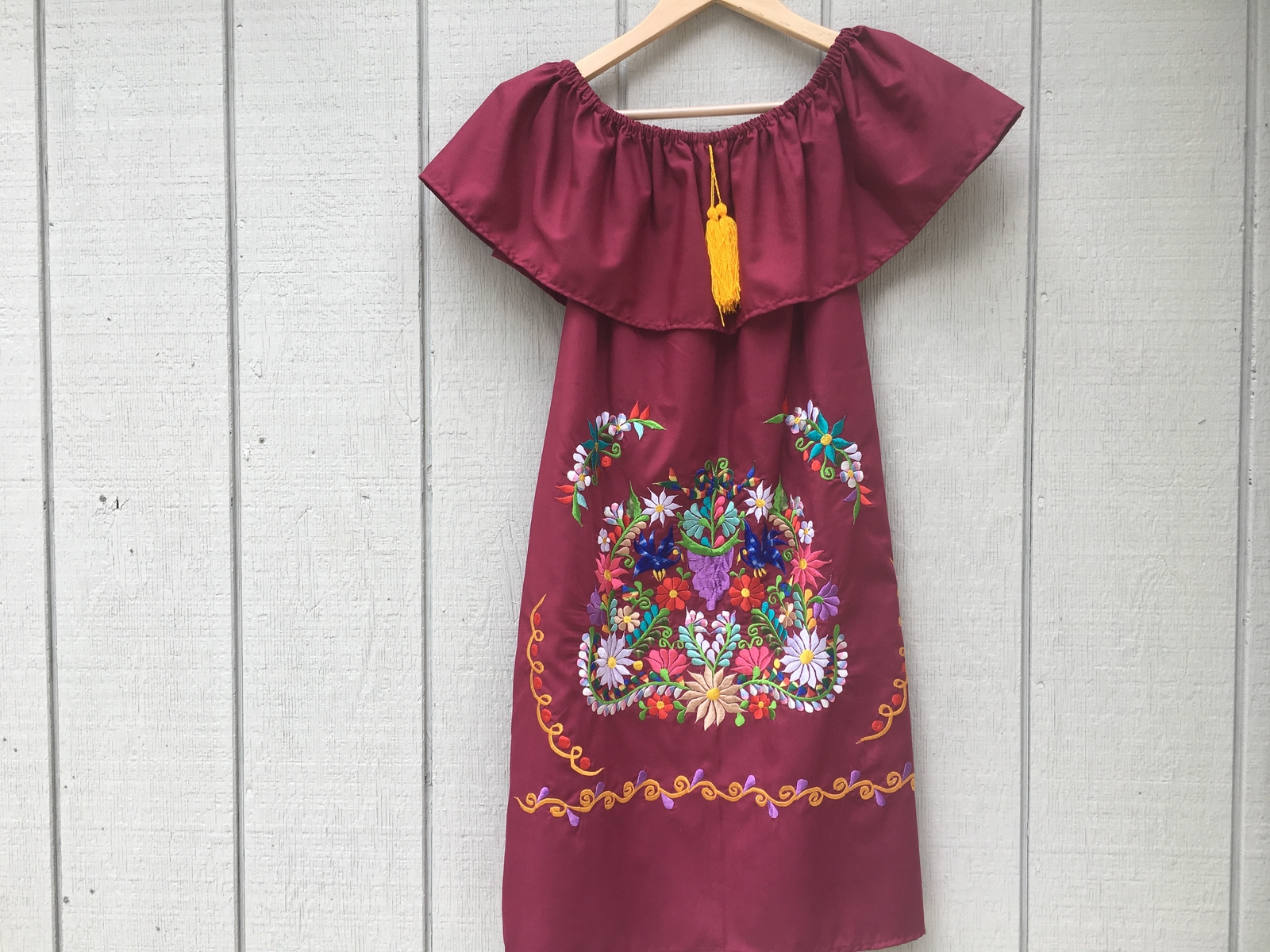 Women’s Handmade Off the Shoulder Embroidered Mexican Dress – Vestido Mexicano