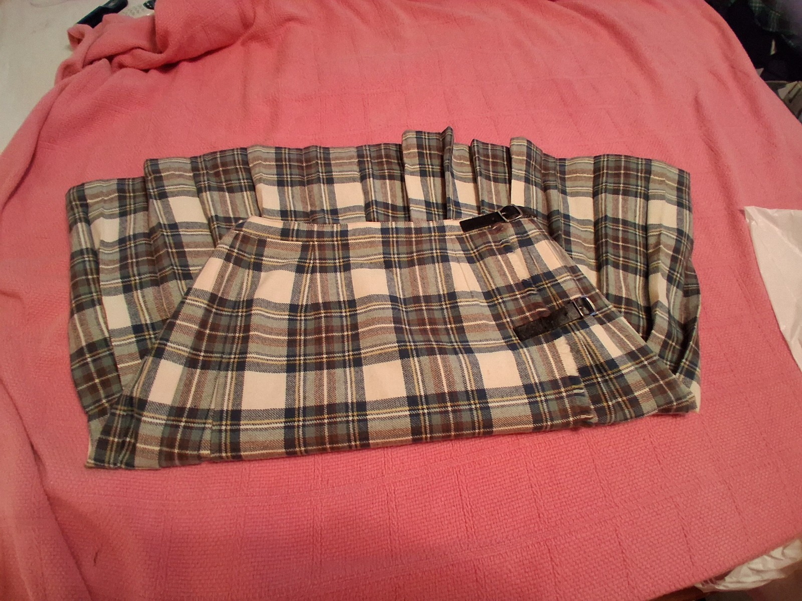 VINTAGE MOSBROOK AUTHENTIC 100% WOOL KILT SIZE 14 SCOTTISH