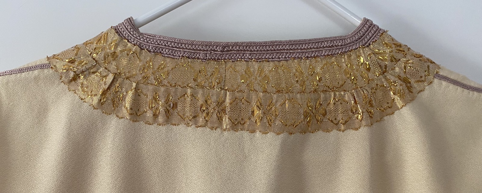Vintage Moroccan Kaftan Gandoura Djellaba Cream and Gold with Hood