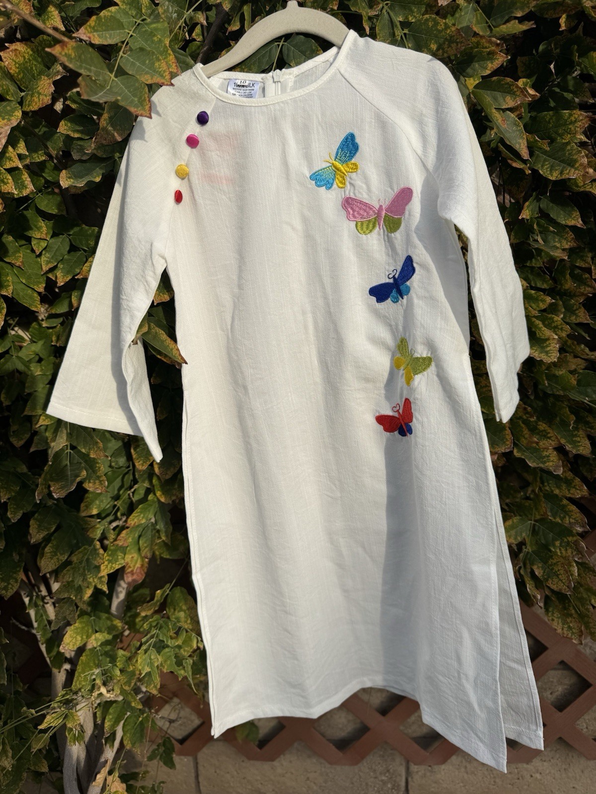 White Kurta with Colorful Butterfly Embroidery 100% Silk