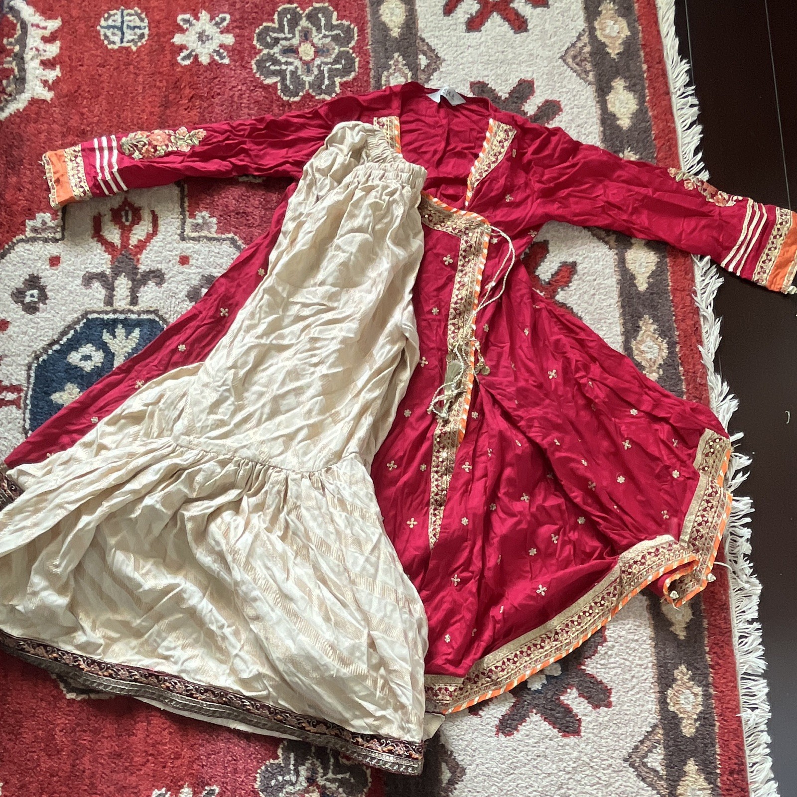 Maria.B Women Pakistani Salwar Kameez Set Red Embroidered Size 10-12