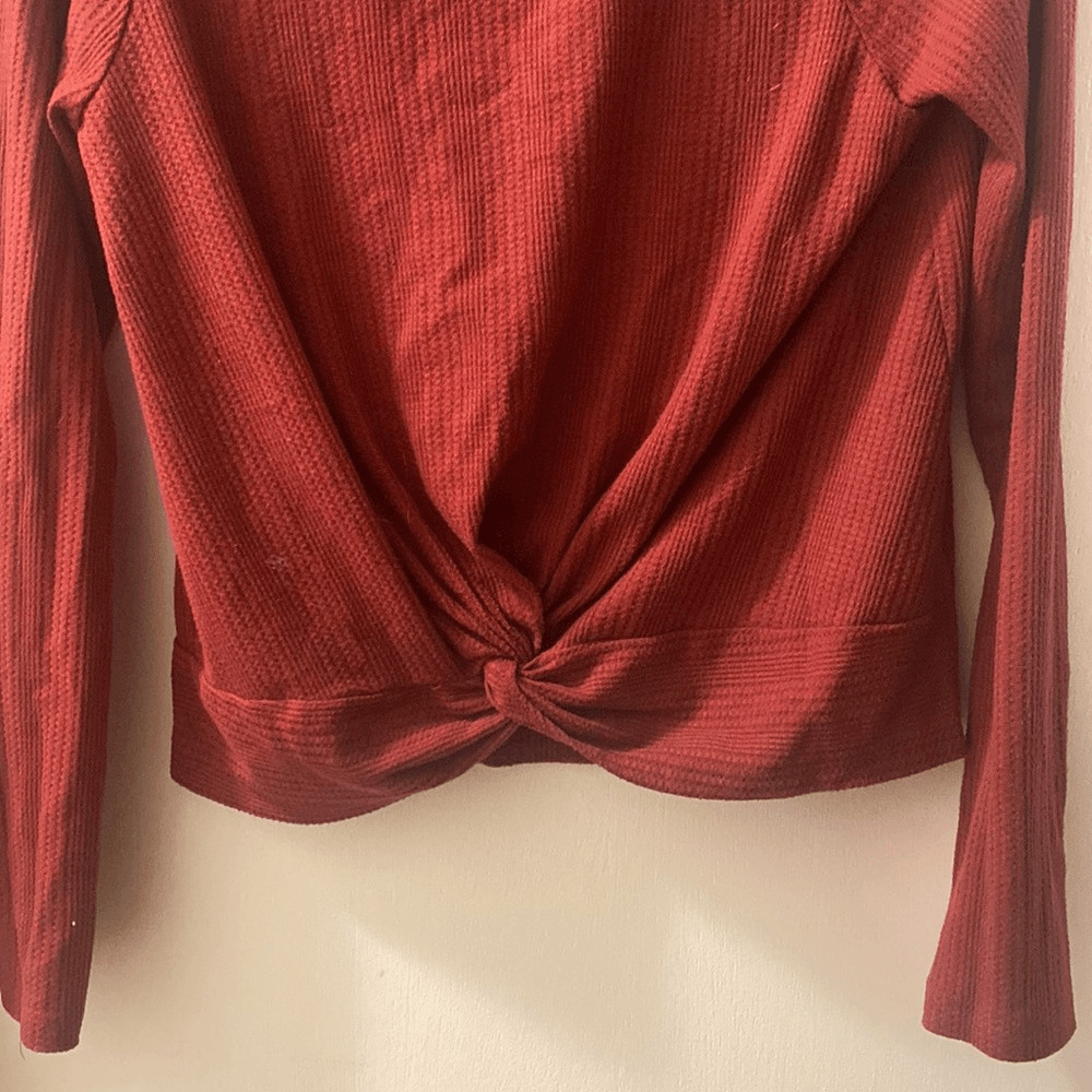 Maroon long sleeve shirt size small for juniors