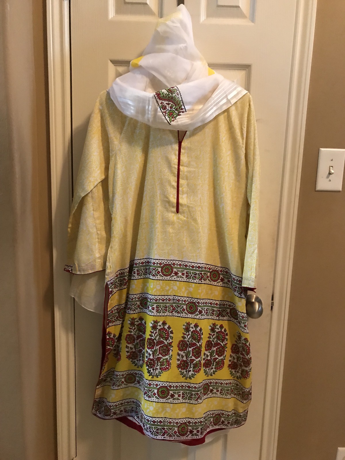 Indian Pakistani Woman Block Print Lawn Cotton Kurti with Matching Dupatta