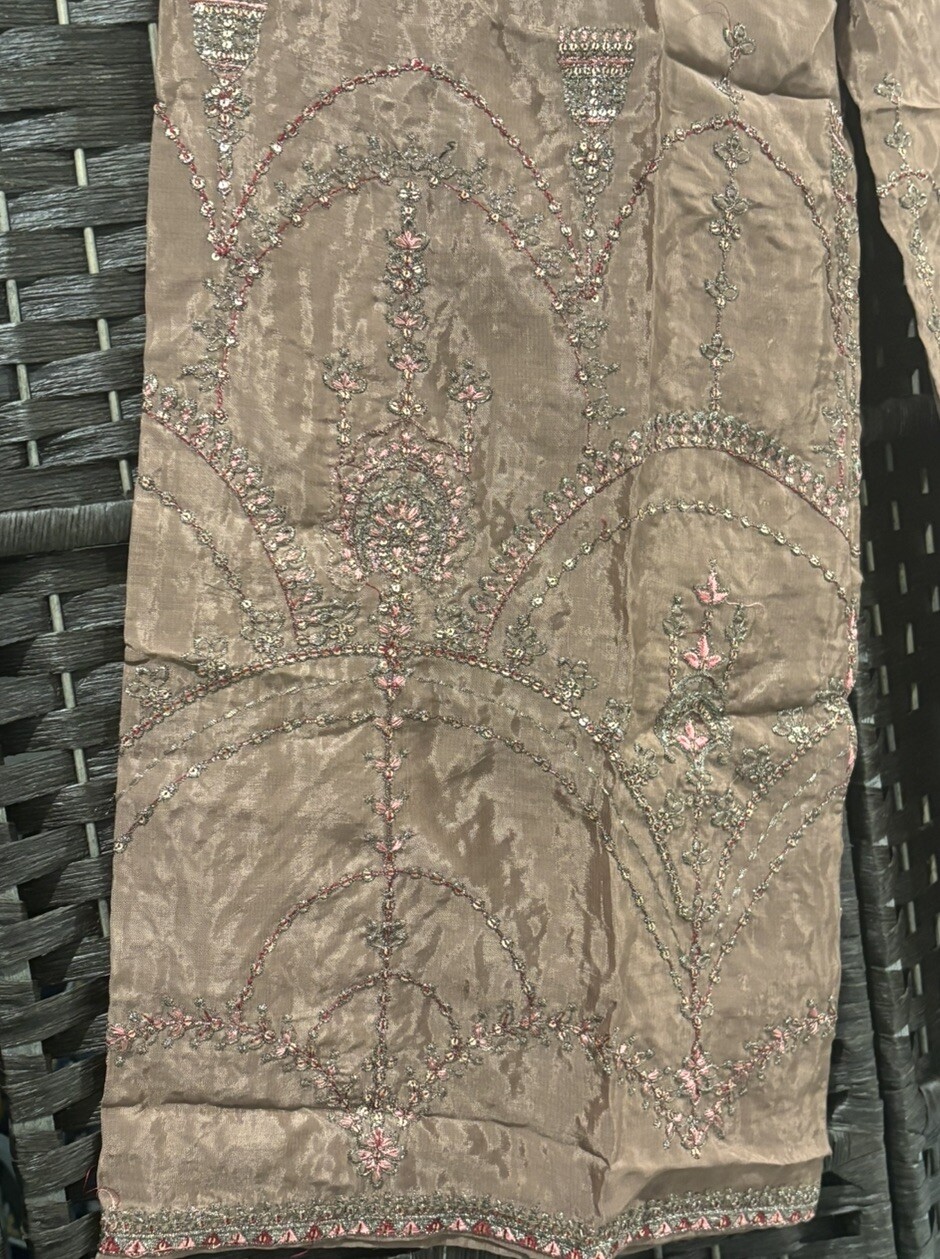 Ladies Ethnic Pakistani Net And Silk Salwar Kameez 3-PC suit Medium size