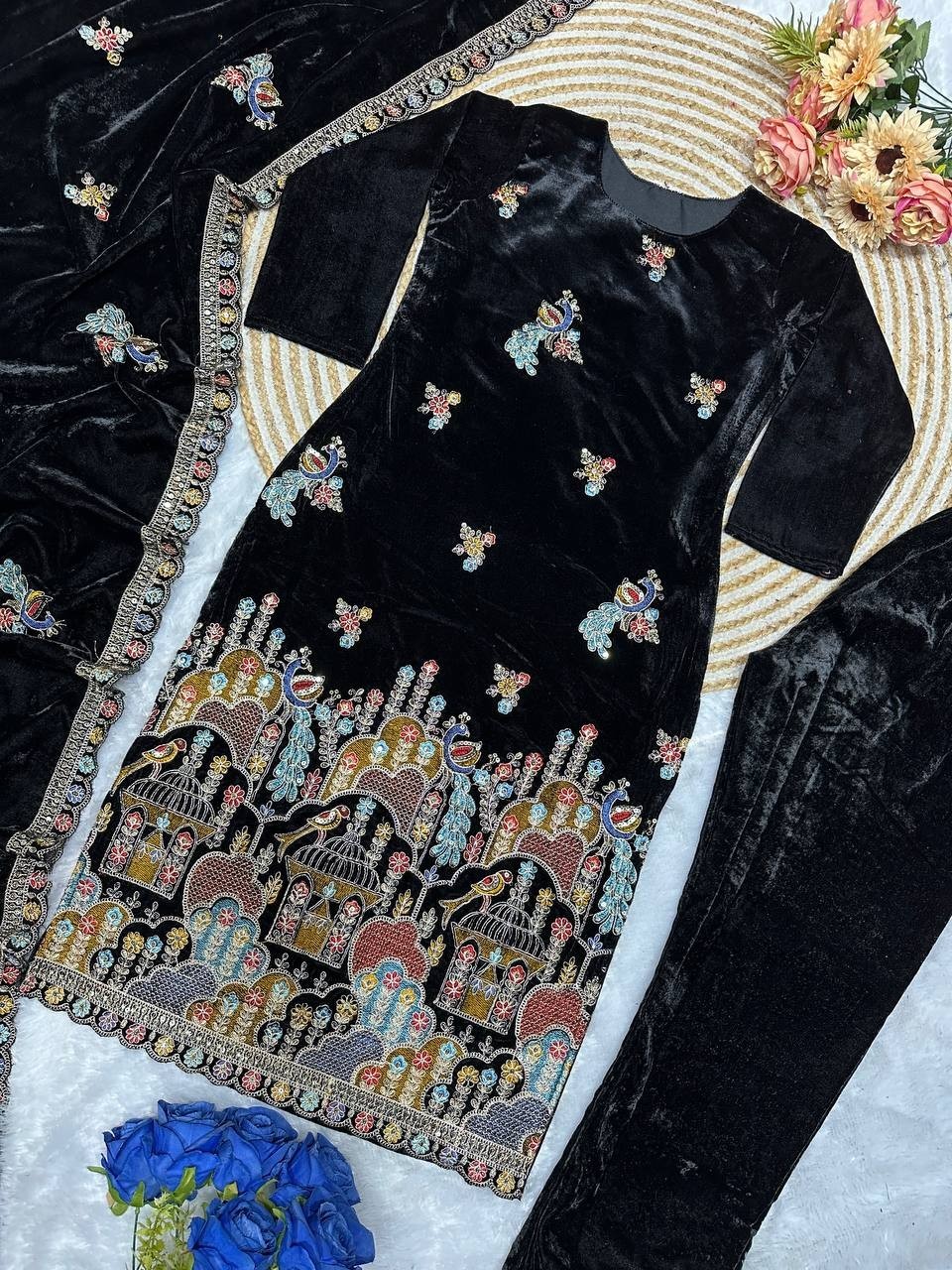 Latest Beautiful Black Viscose Velvet Salwar Kameez With Dupatta For Reception