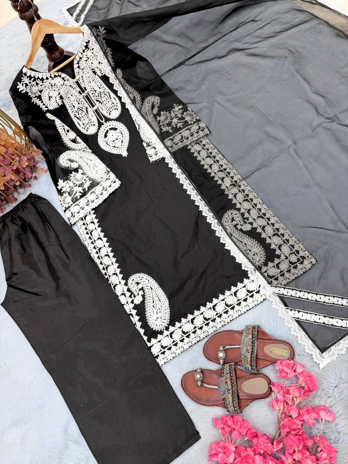SALWAR KAMEEZ PAKISTANI INDIAN WEDDING PARTY WEAR DRESS BOLLYWOOD SUIT SHARARA