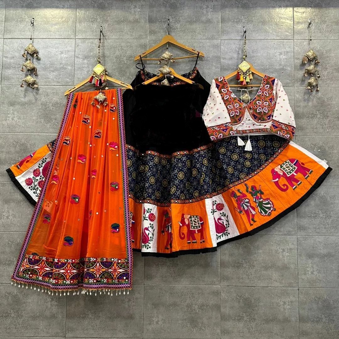 Chaniya Choli For Navratri, Garba lehenga women, Navratri Dress By Aadat Export